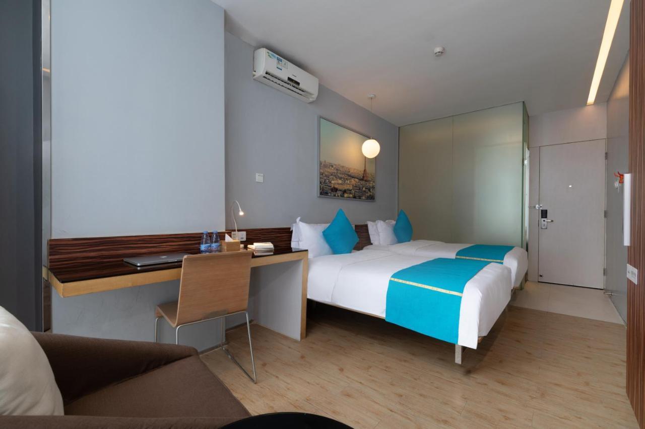 Shenzhen Dongmen Colour Hotel Esterno foto